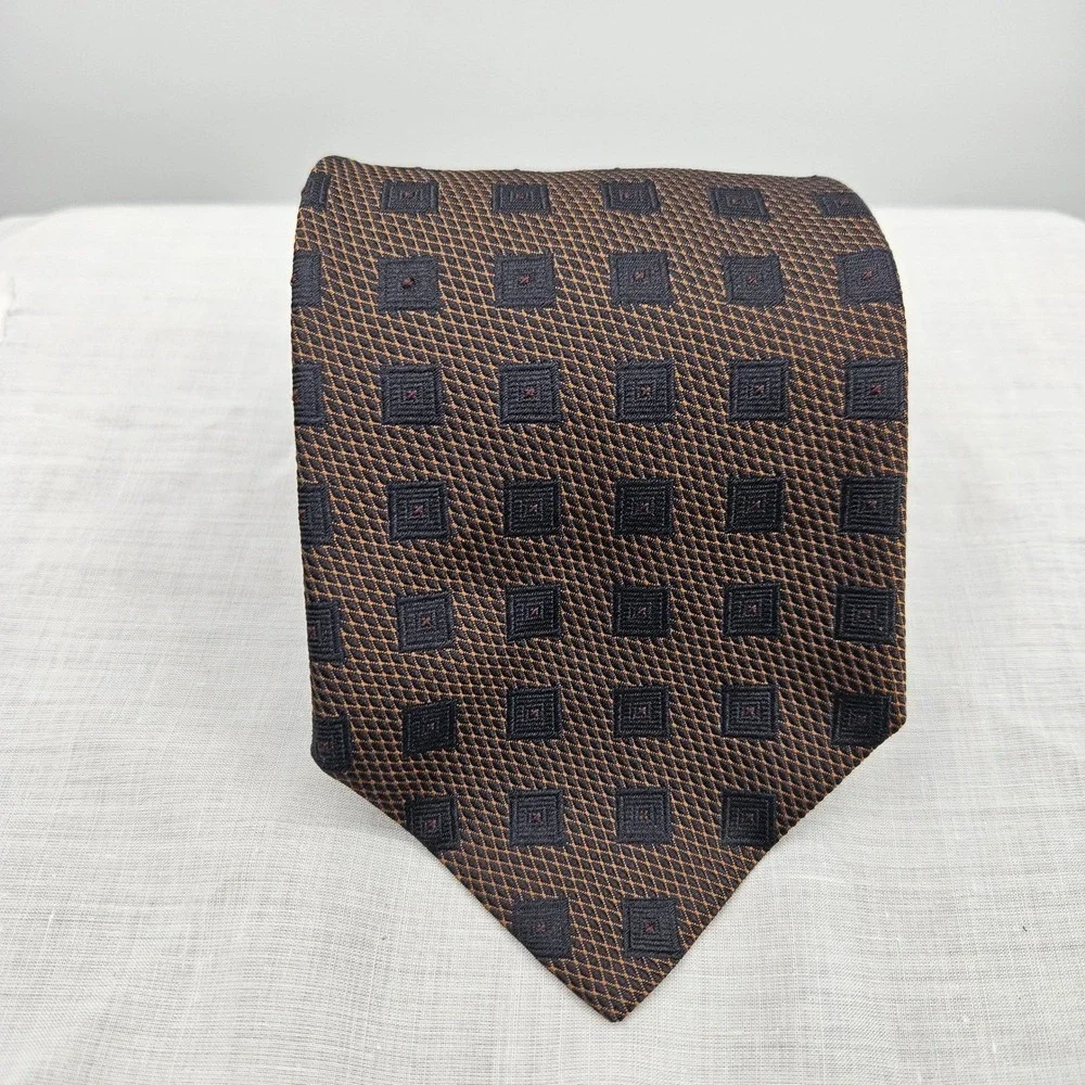 Today's Man Silk Necktie Bronze Black Geometric Square Pattern Made in Italy NWT